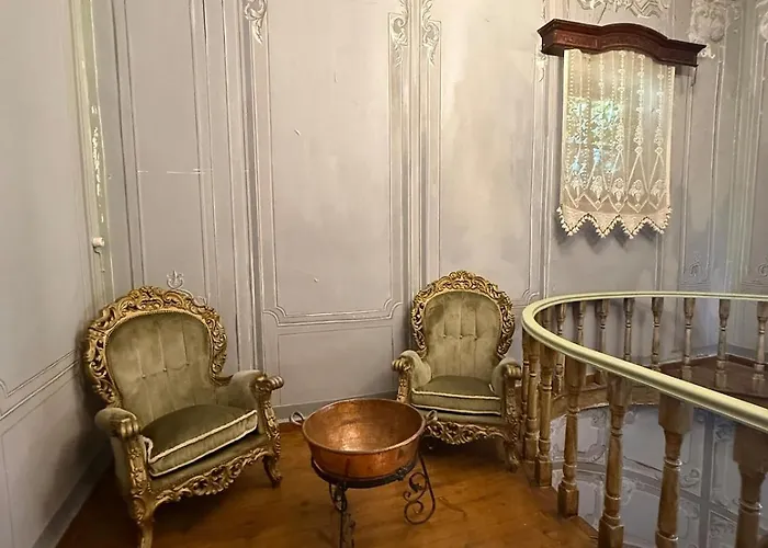 Private 2br In Historic Seafront Mansion W Balcony & Cunda View فيلة