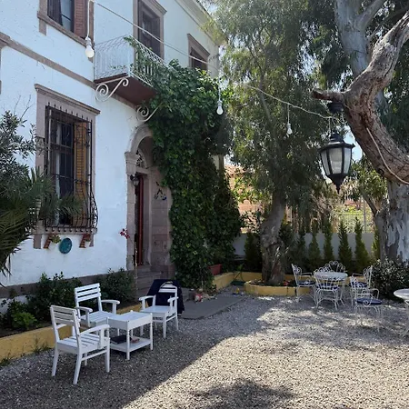 Akkoç Yalısı Ayvalık Ayvalı